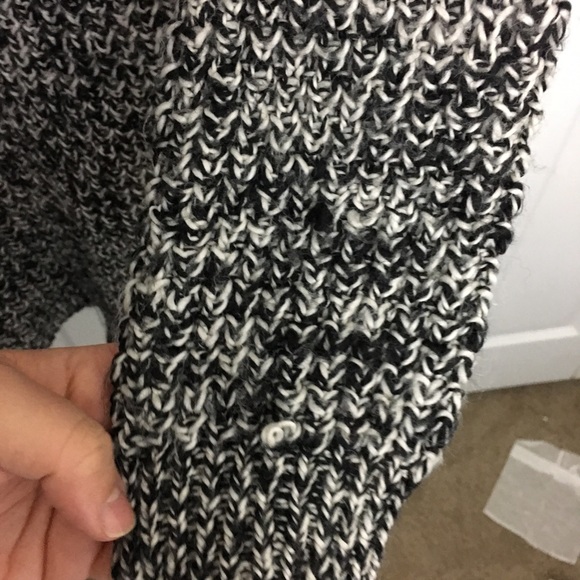 H&M Sweater Dress - Picture 5 of 6